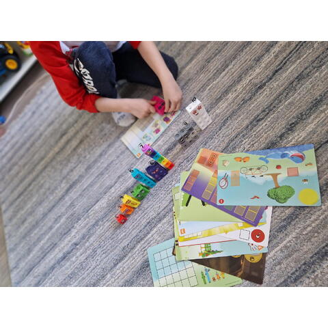 Learning Resources MathLink®Cubes Numberblocks in romana - Set de activitati de la 1 - 10