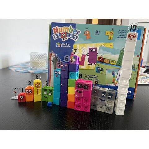 Learning Resources MathLink®Cubes Numberblocks in romana - Set de activitati de la 1 - 10