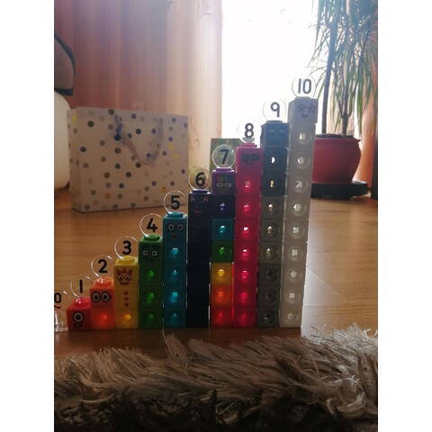 Learning Resources MathLink®Cubes Numberblocks in romana - Set de activitati de la 1 - 10