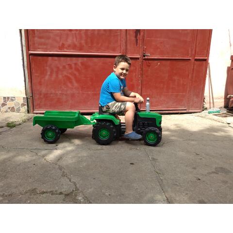 DOLU Tractor cu remorca