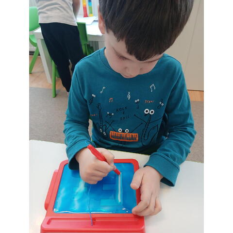 Hand2Mind Tablita senzoriala - Invat sa scriu