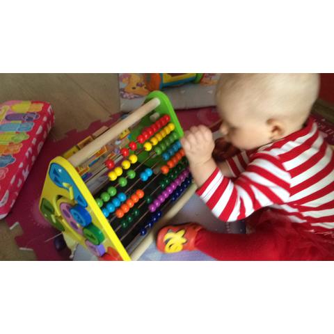 BIGJIGS Toys Centru de activitati - litere si imagini in romana
