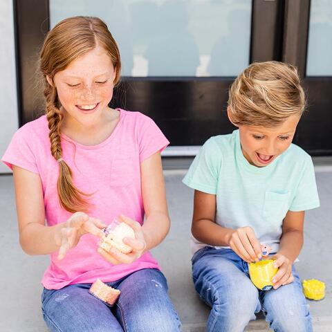 Educational Insights Spuma de modelat cu surpriza Playfoam™