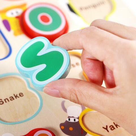 Topbright Puzzle din lemn - Litere si animalute