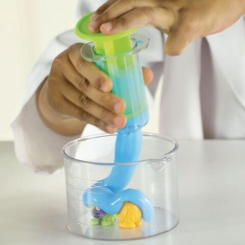 Learning Resources Monstruletii din laborator - Experimente cu extraterestrii