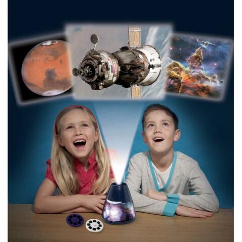 Brainstorm Proiector spatiul cosmic