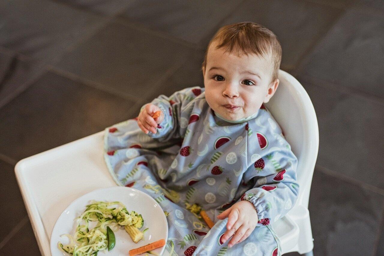 Baveta cu maneci si ventuze - Fructe [1]