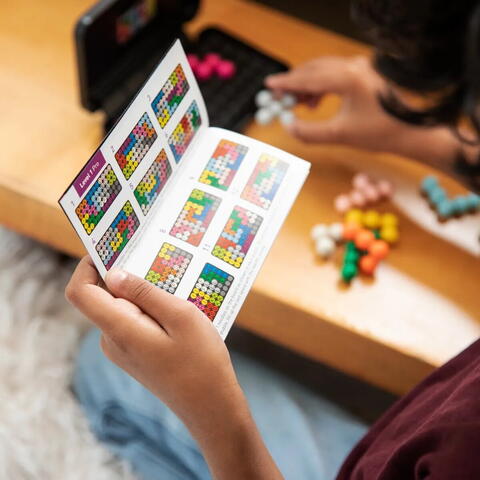 Educational Insights Joc de logica - Kanoodle® (200 provocari)