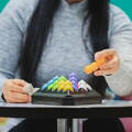 Educational Insights Joc de logica - Piramida Kanoodle®