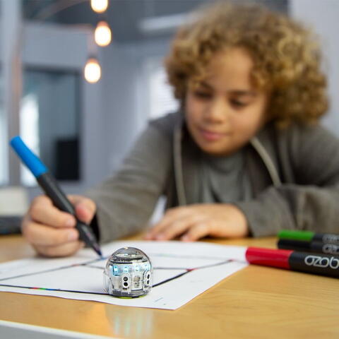 Ozobot Robot Bit + Kitul clasei Lite (12 bucati)
