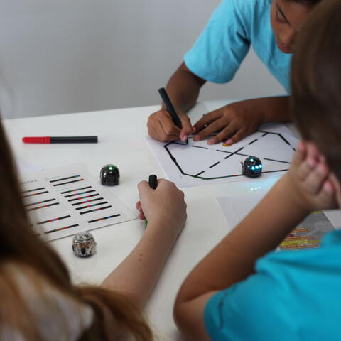 Set 4 markere negre pentru robot Ozobot