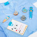 BIGJIGS Toys Set costum si accesorii doctor pentru copii