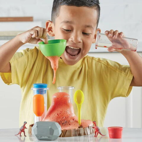 Learning Resources Primul meu set de experimente - Eruptia vulcanului RESIGILAT