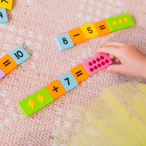 Educational Insights Domino matematic - Adunari si scaderi
