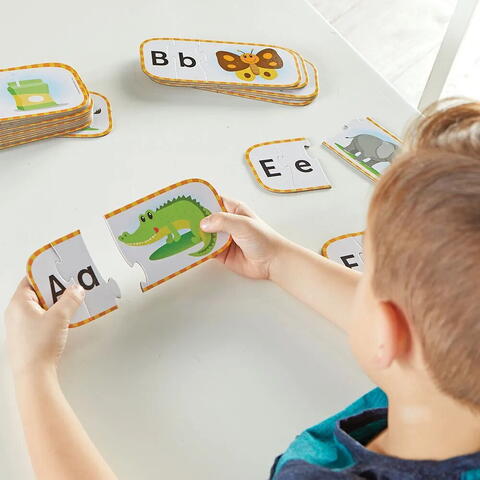 Learning Resources Set 26 de puzzle-uri Alfabet (3 piese)