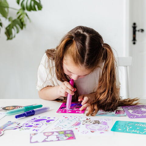 Totum Set 3 in 1 Gabby's Dollhouse - Bratari, carioci de suflat & pictura cu diamante