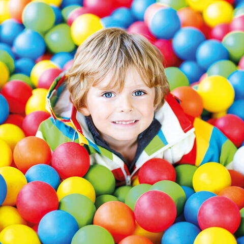 Bufnitel Set bile multicolore 100 buc - 7cm