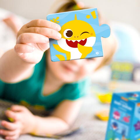 Dodo Puzzle - Potriveste culorile cu  Baby Shark (24 piese)