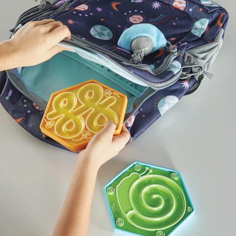 Hand2Mind Set tactil - Prin gradina