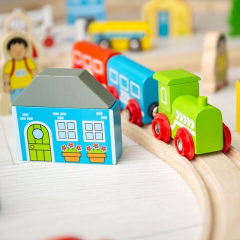 BIGJIGS Toys Circuit auto si feroviar (91 piese)