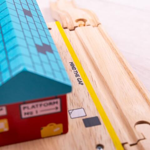 BIGJIGS Toys Statie supraterana